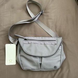 Lululemon festival bag. Never been used.